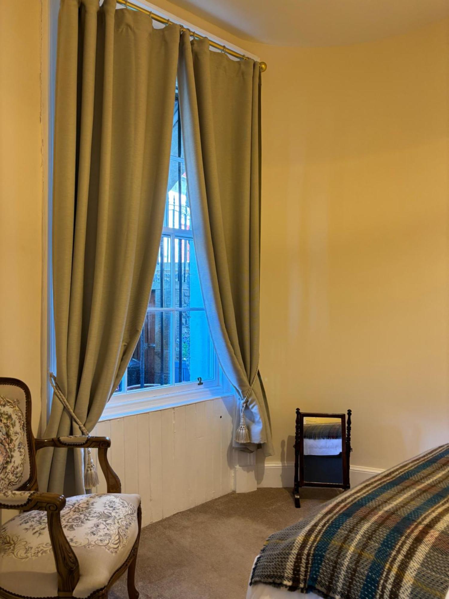 Апартаменты Cosy Georgian Flat Эдинбург Экстерьер фото